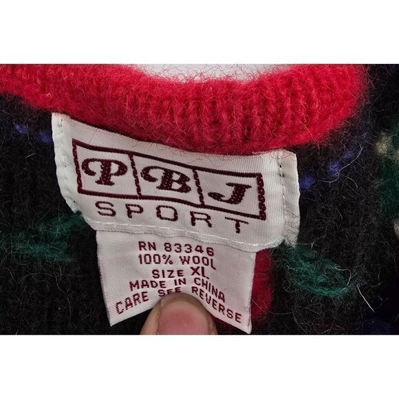 PBJ Sport Womens XL Red Wool Cardigan With Heart Buttons & Floral Embroidery - Picture 4 of 7